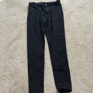black skinny jeans